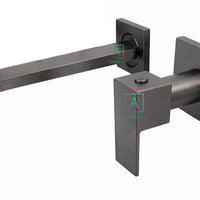 Grifería  Square Pared Gun Gray (Agua Fría)