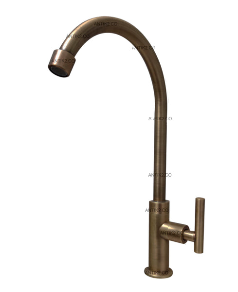Griferia Vintage Alta bronce antiguo